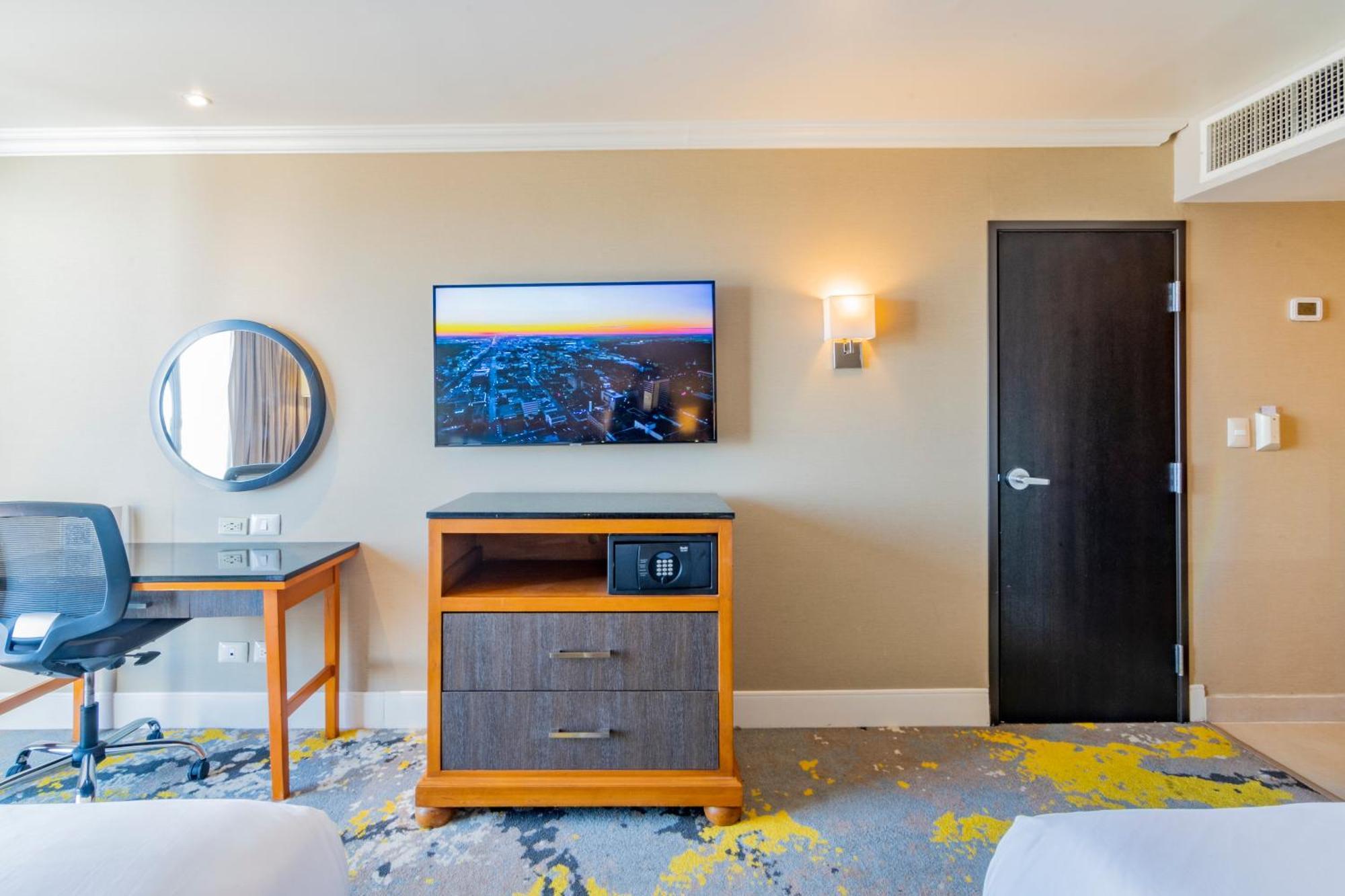 Hotel Lucerna Ciudad Juárez Extérieur photo